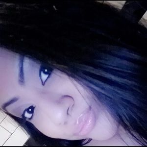 Meet your Posher, Suzie